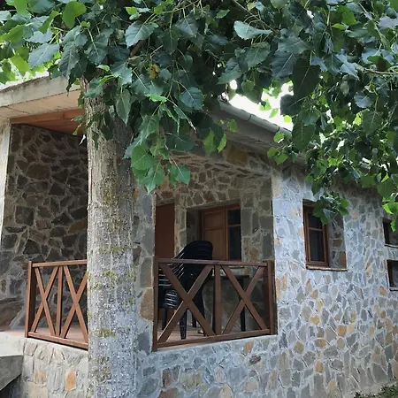 Camping Pirinenc Campdevanol Exterior photo